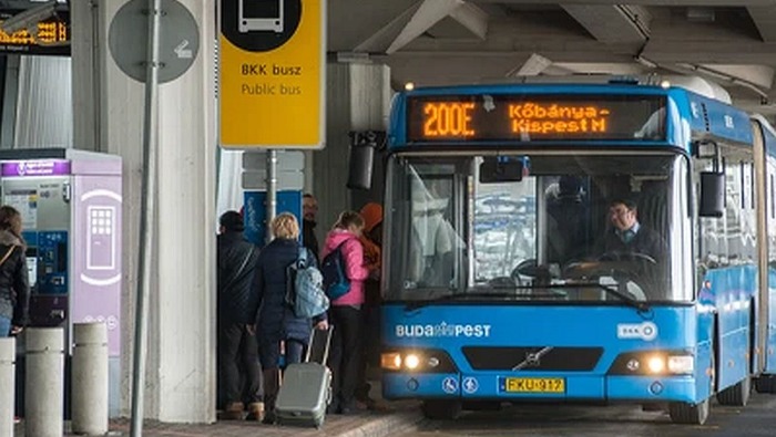 Sűrűbben indítja az ünnepi időszakban a repülőtéri járatokat a BKK