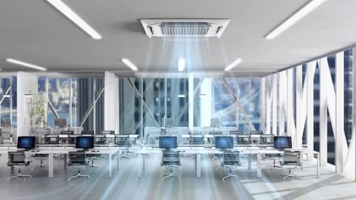 Nyári hőség: hány fokra érdemes állítani a légkondit a munkahelyen?