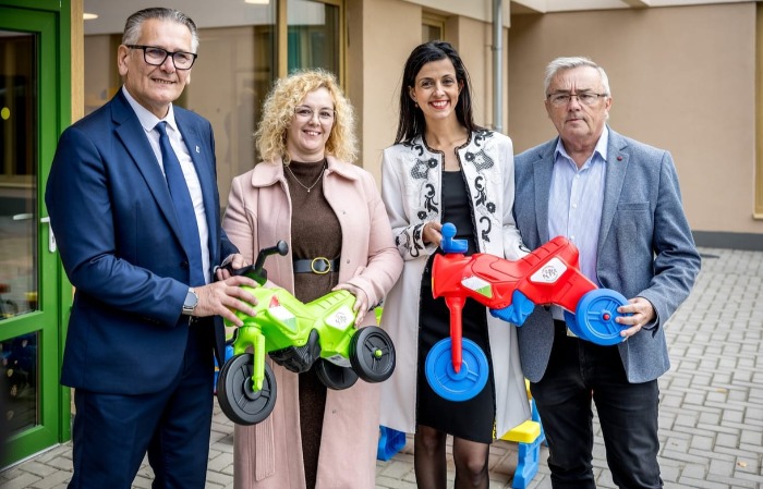 Balásyék háromszoros áron adtak el gyerekeknek szánt kismotorokat a kormánynak