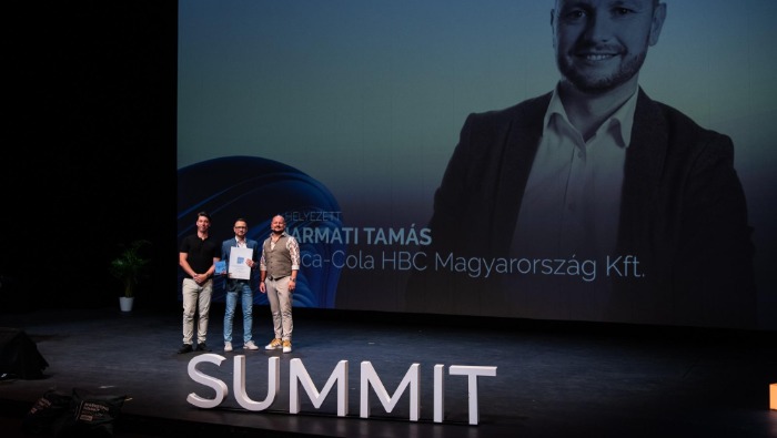 Már több mint 930 szakembert ajánlottak a Signature 40-ra