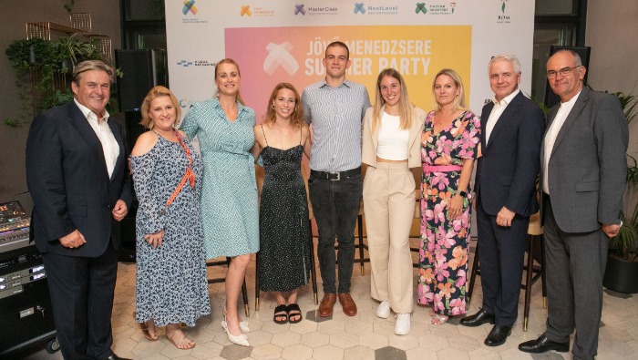 Stratégiai együttműködést kötött a Menedzser-szövetség és a BOM