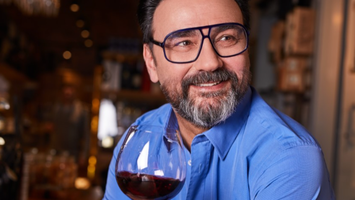 Új márkanagykövettel kampányol a Candy