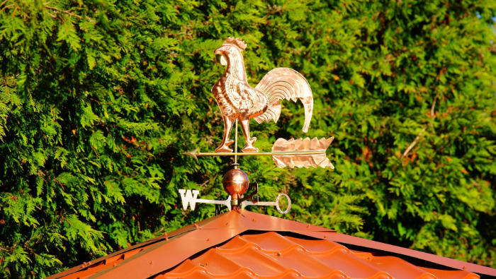 K&H: durva szélvihar csapott le az ingatlanokra