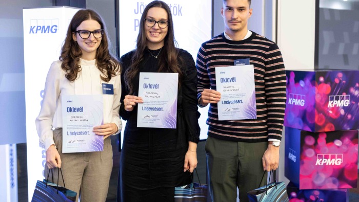 Az ELTE ÁJK hallgatói nyerték a KPMG Jövőépítők Programot