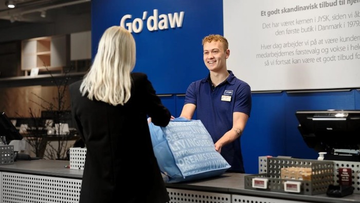 A JYSK 2032-re több mint felével csökkenti karbonlábnyomát