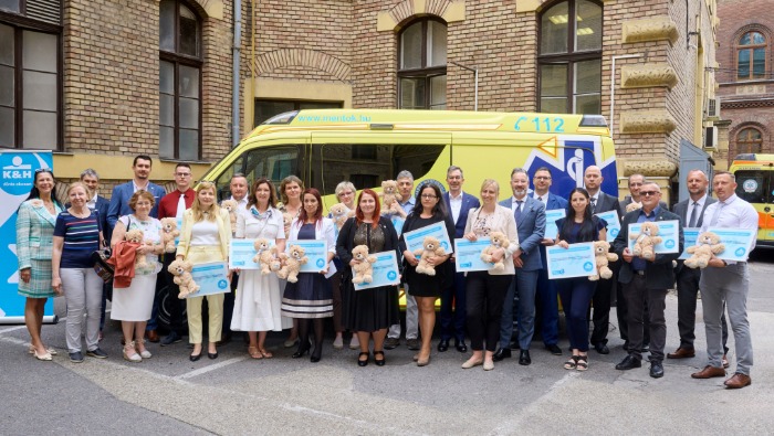 23 mentőállomás és házi gyermekorvos kapott támogatást