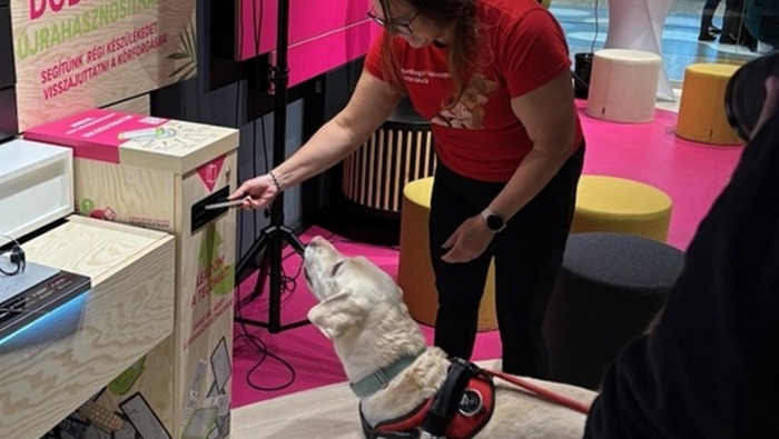 Kézen fogva a Baráthegyiekkel