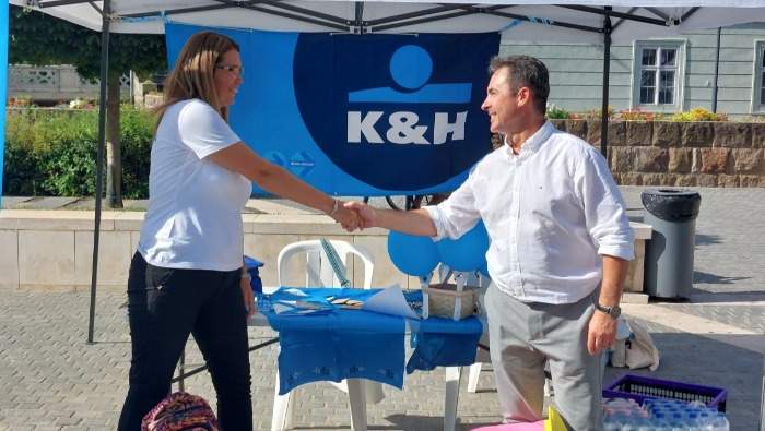 Már több mint 2000 önkéntesnél tart a K&H Team Blue Challenge