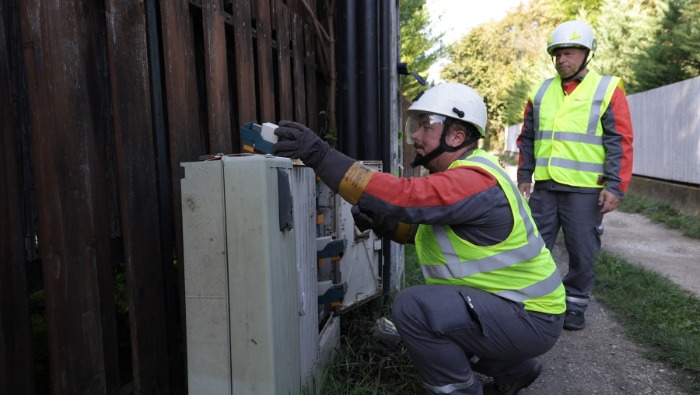 Megkezdte az áramszolgáltatás újraindítását az E.ON