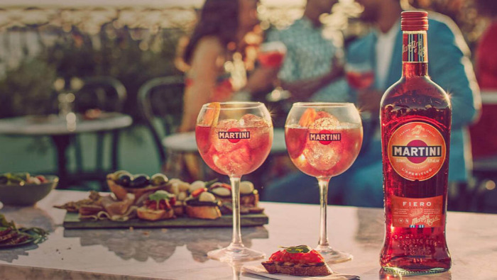 A Coca-Cola a Bacardi-Martini kizárólagos hazai forgalmazója