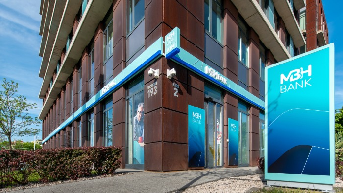 Szilárd pénzügyi pozícióval zárta az első fél évet az MBH Bank