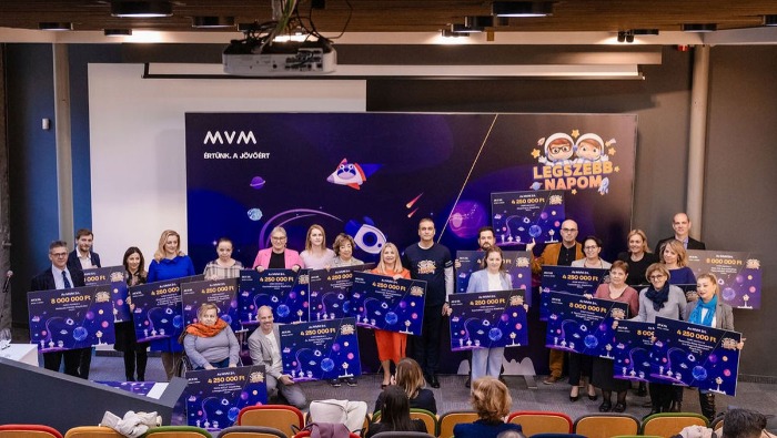 Százmillió forintos támogatás a rászoruló gyermekeknek