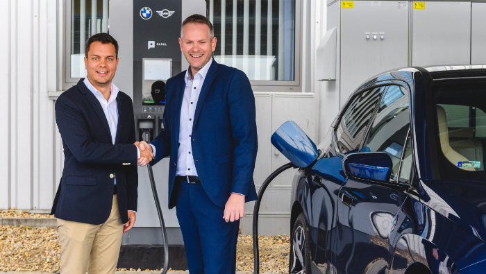 A jövő parkolóinak előfutárát alakította ki a BMW 