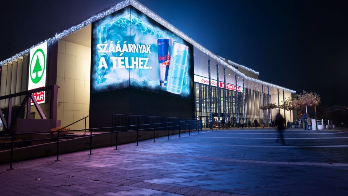 Látványos 3D-kampánnyal támogatja téli ízét Red Bull