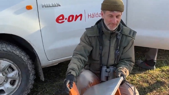 Vércseládákat telepített a Rákos-patak partjára az E.ON