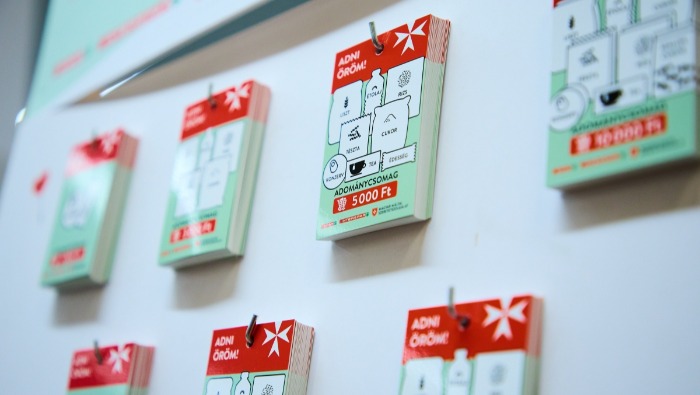 25 ezer csomag adomány jut el a rászoruló emberekhez 