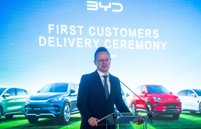 A BYD alkalmazza Szijjártó Péter volt külügyminisztert
