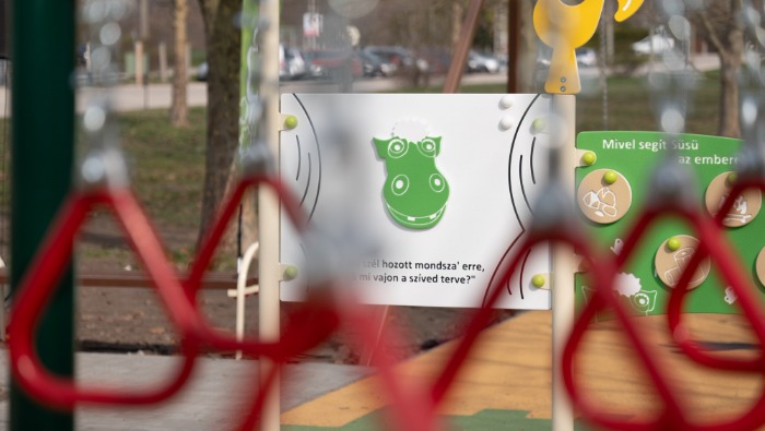 Befogadó játszótér arca lett Süsü, a sárkány