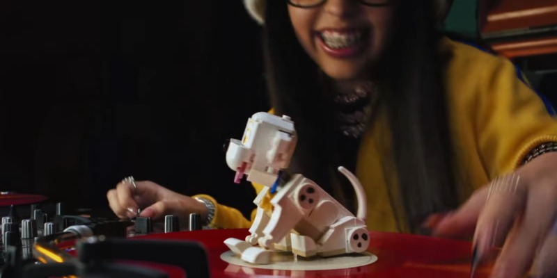 She Built That I LEGO 