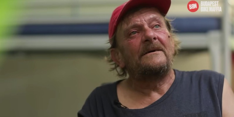 Ufó járt a hajléktalanszállókon – emberi sorsok egy idegen szemével | Szállóige film